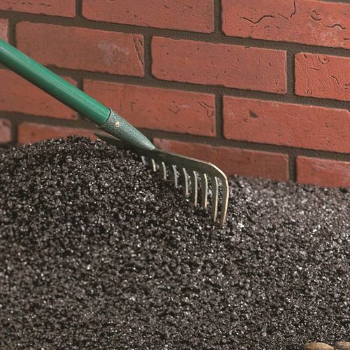 Revêtement de sol en asphalte - MACADAM - Tarmac Building Products - pour le tertiaire / texturé / aspect béton