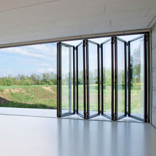 Baie vitrée coulissante - ECOLINE - SOLARLUX - accordéon / en aluminium / à double vitrage