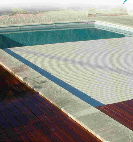 Couverture de piscine automatique - NEPTUNE - AQUALUX INTERNATIONAL - de sécurité / immergée