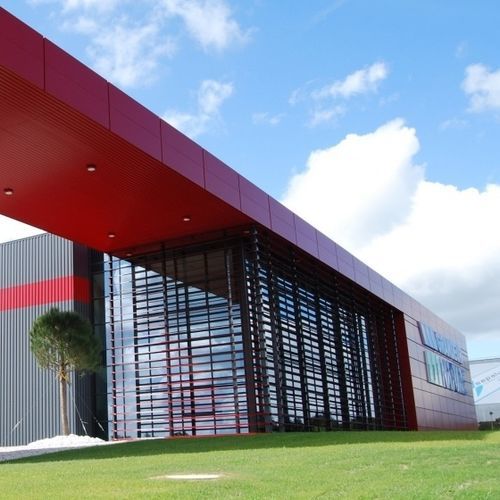 Brise-soleil en aluminium - 9000 - Sepalumic - pour façade / pour fenêtre / vertical