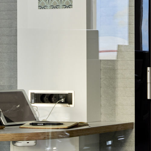 Prise de courant - IOTSPOT - BACHMANN - multiple / pour bureau / encastrable