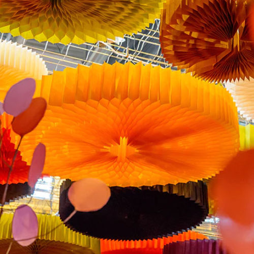 Plafonnier contemporain - DAISY HONEYCOMB - PROCÉDÉS CHÉNEL INTERNATIONAL - rond / en papier / à LED