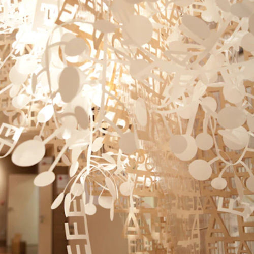 Sculpture en carton - GARLANDS - PROCÉDÉS CHÉNEL INTERNATIONAL - en papier / murale / plafonnière