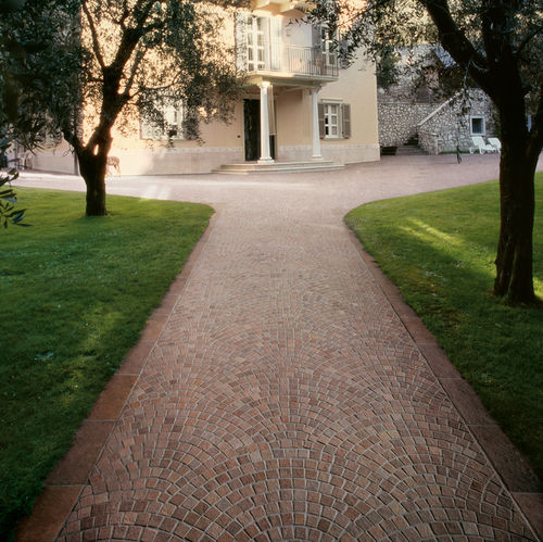 Pavé en grès cérame - PIETRE DI FANES : GRIGIO MISTO - Panaria ceramica - d'extérieur / texturé / antidérapant