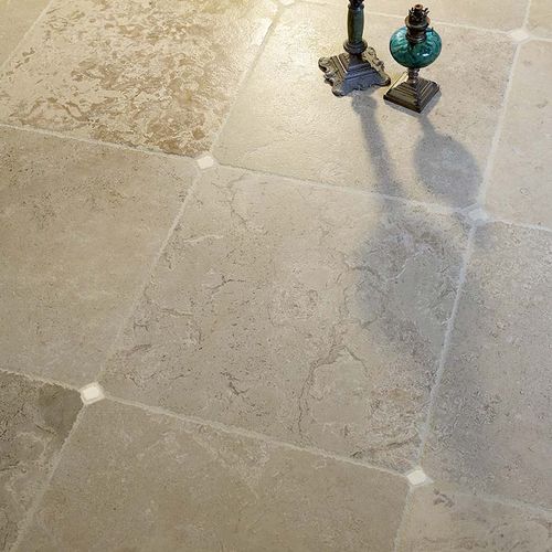 Dallage en pierre naturelle - AUBEROCHE GRIS NUANCÉ - OCCITANIE PIERRES - d'intérieur / de cuisine / de salon