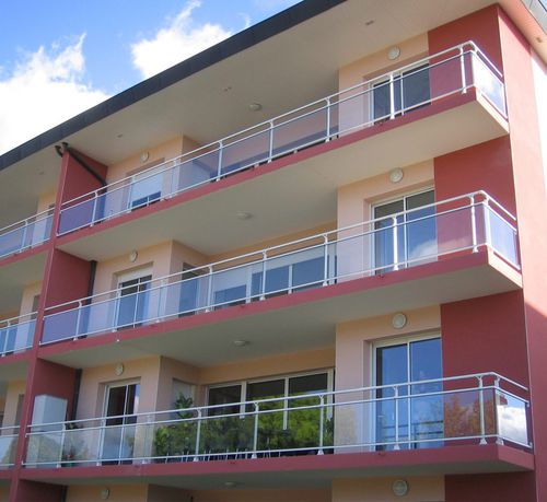 Balcon à panneaux en verre - RIVAGLASS - ORIAL - en aluminium anodisé