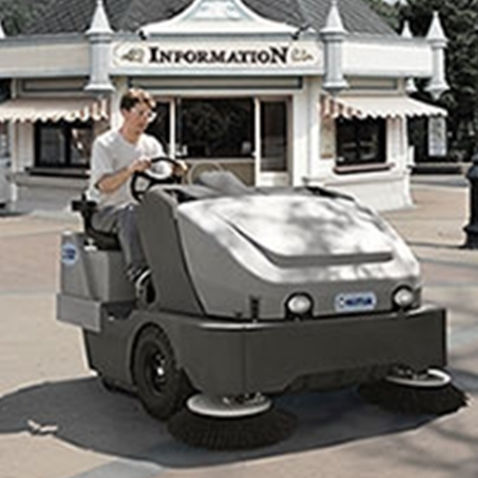 Autolaveuse autoportée - SW8000 165 D 4-CYL - NILFISK