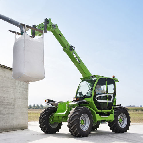 Chariot élévateur télescopique de chargement - TF 42.7TT - MERLO - de manutention / de levage / pour chantier