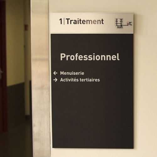 Plaque signalétique pour porte - SKWIZMI - MARCAL - murale / en aluminium / en braille