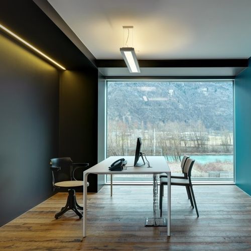 Table contemporaine - NUUR - Arper - en Fenix NTM® / avec piètement en aluminium peint / rectangulaire