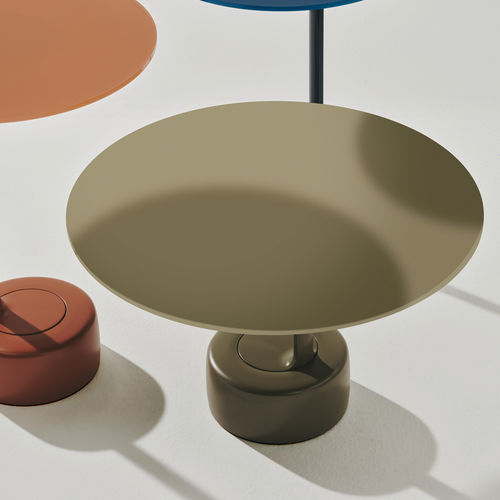 Table basse contemporaine - Oell - Arper - en verre trempé / en MDF / en grès cérame