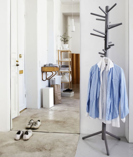 Porte-manteau sur pied - 160 - Artek - contemporain / en acier / en bouleau