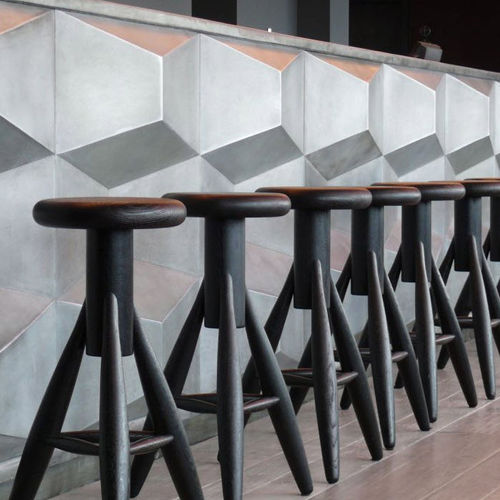 Tabouret de bar contemporain - ROCKET  - Artek - en chêne / en bois laqué / avec piètement en chêne