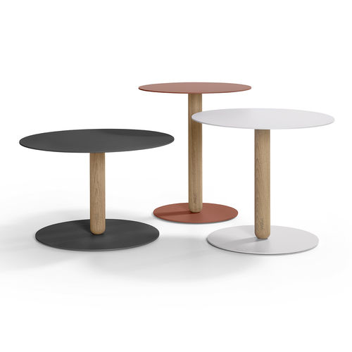 Table basse contemporaine - Balans - Artifort - en acier / avec piètement en chêne / ronde