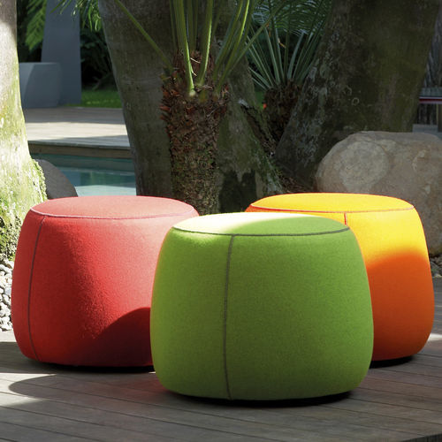 Ottoman contemporain - APEL - BERNHARD design - en tissu / en cuir / rond
