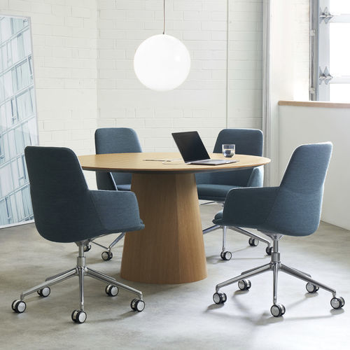 Table de réunion contemporaine - ANZA - BERNHARD design - en noyer / en chêne / en stratifié