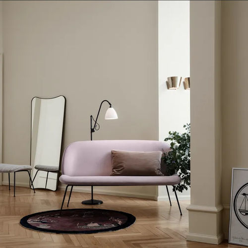 Canapé contemporain - BEETLE - GUBI - en tissu / ergonomique / marron