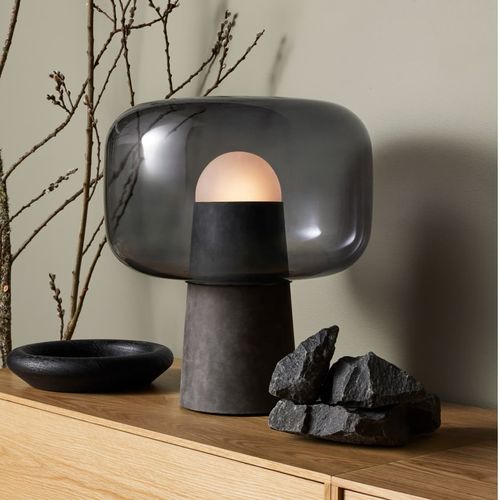 Lampe de table - BULLY - BLU DOT - en acier / en verre soufflé / en cuir