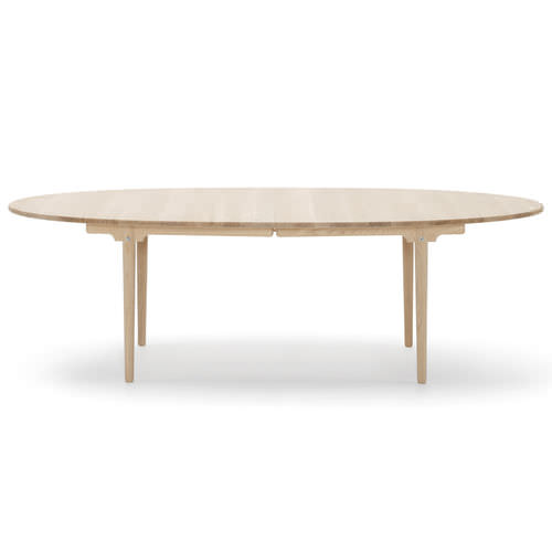 Table contemporaine - CH339 - Carl Hansen & Son - en bois / ovale / par Hans J. Wegner
