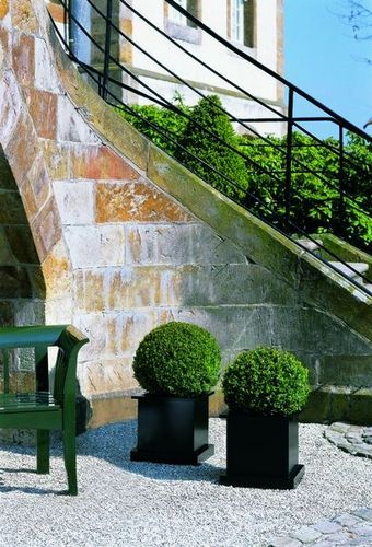Pot de jardin en acier inoxydable - FLOWER - Conmoto
