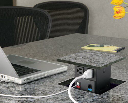 Prise informatique - PCS19 - Doug Mockett & Co. - de courant / multiple / encastrable