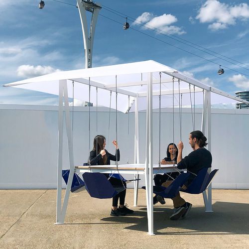 Table contemporaine - SWING - Duffy London - en chêne / en noyer / en orme