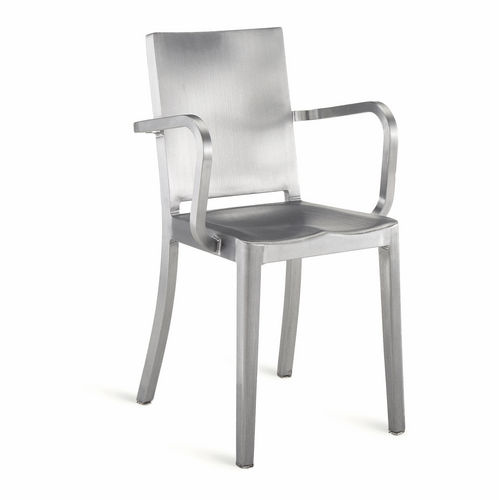 Chaise contemporaine - HUDSON : HUD A  - emeco - en aluminium / résidentielle / avec accoudoirs