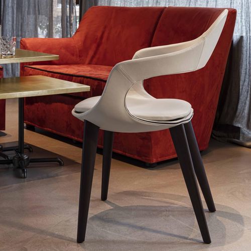 Fauteuil contemporain - FRENCHKISS - ENRICO PELLIZZONI - en cuir / en bois / blanc