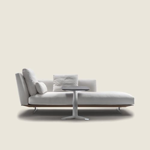 Méridienne contemporaine - EVERGREEN - FLEXFORM - en plumes / en métal / avec piètement en fonte d'aluminium