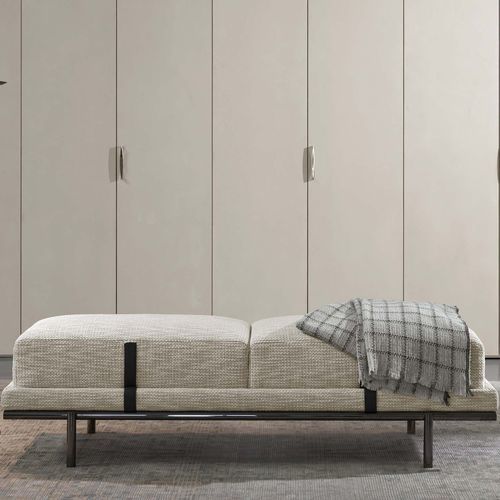 Banquette contemporaine - NEW BOND - Flou - en tissu / en cuir / avec piètement en métal