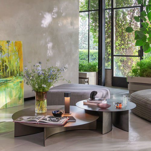 Table basse contemporaine - PIERRE - Flou - en métal / avec piètement en métal / ronde