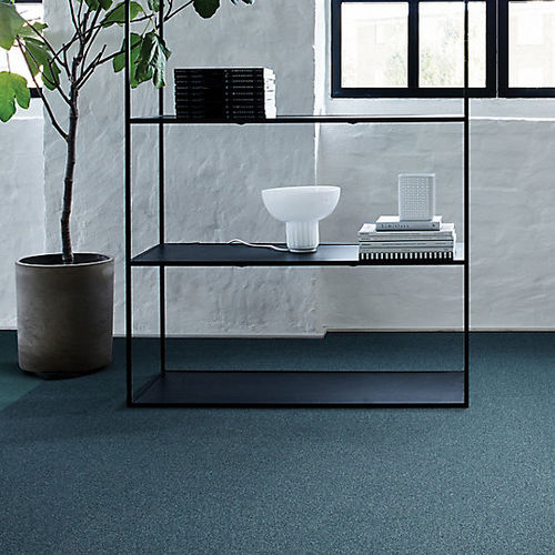 Moquette en dalles - POLICHROME SOLID - Interface - tuftée / poil coupé / en polyamide