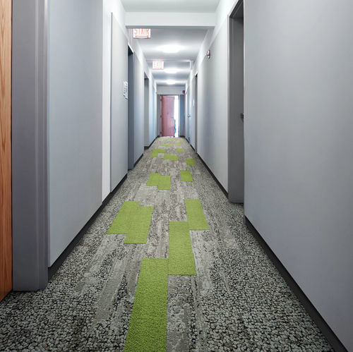 Moquette en dalles - HN830  - Interface - tuftée / poil coupé / shaggy