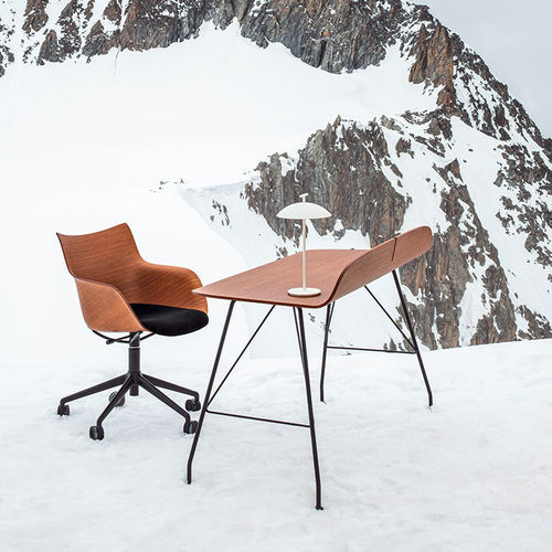 Bureau sur pied - EARL  - Kartell - contemporain / en bois / courbé