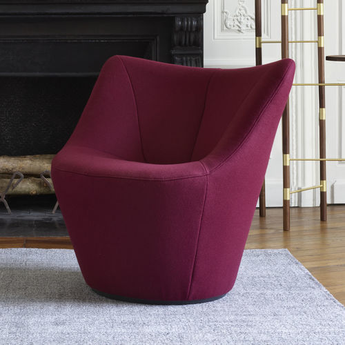Fauteuil design - ANDA - Ligne Roset - en cuir / en tissu / mousse polyéther