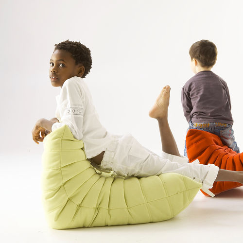 Chauffeuse contemporaine - MINI TOGO - Ligne Roset - en tissu / avec revêtement amovible / pour enfant