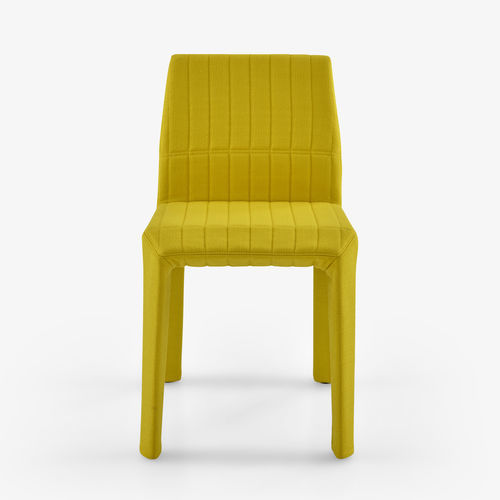 Chaise design - FACETT - Ligne Roset - d'intérieur / en polyuréthane / en tissu