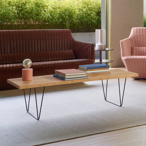 Table basse contemporaine - CM 191 - Ligne Roset - en bois massif / avec piètement en acier laqué / rectangulaire