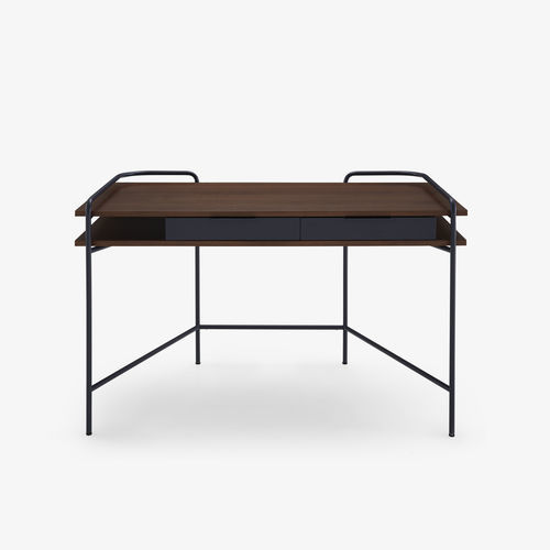 Bureau sur pied - ALANDO - Ligne Roset - contemporain / en noyer / en MDF laqué