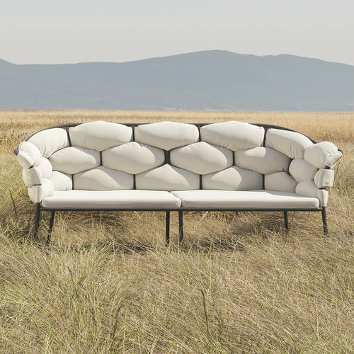 Canapé design original - SERPENTINE - Ligne Roset - de terrasse / de jardin / en tissu