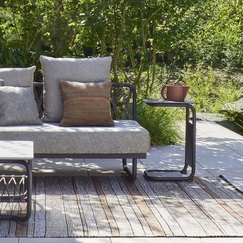 Table d'appoint contemporaine - VALMER - Ligne Roset - en polypropylène / en aluminium laqué / avec piètement en aluminium laqué