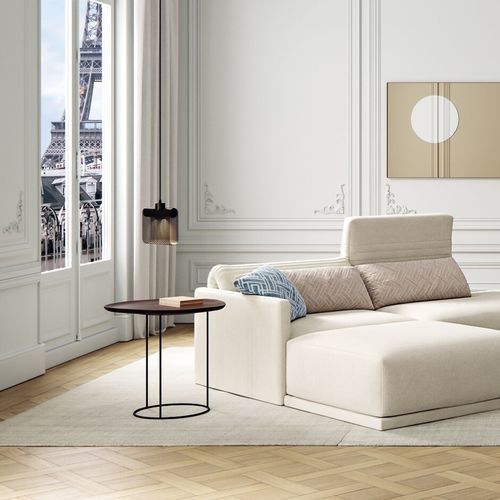 Table d'appoint contemporaine - PEBBLE - Ligne Roset - en noyer américain / avec piètement en acier laqué / piètement central