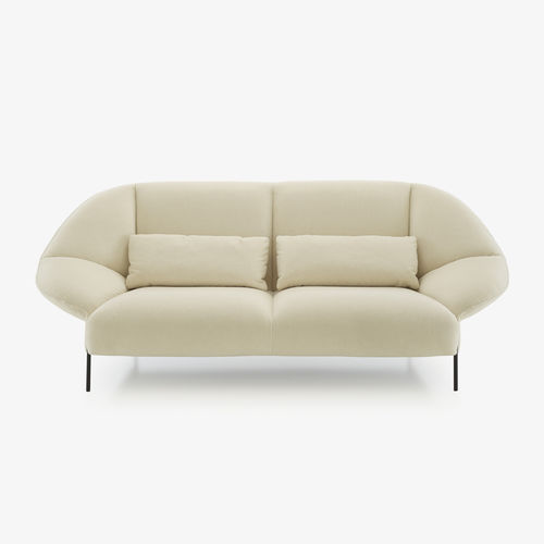 Canapé contemporain - PAIPAÏ - Ligne Roset - en tissu / en mousse de polyuréthane / en cuir