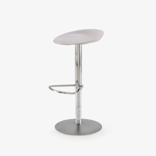 Tabouret de bar contemporain - BERRETTO - Ligne Roset - en polyuréthane / avec piètement en métal chromé / piètement central