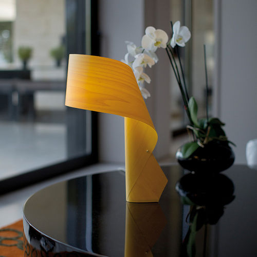 Lampe de table - AIR - Lzf-Lamps - en bois / design original / d'intérieur