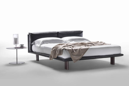 Lit double - ROMEO - Meritalia - contemporain / en cuir