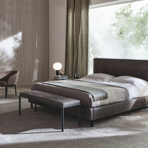 Banc contemporain - ANTON - Molteni&C - en cuir / en eucalyptus / en chêne