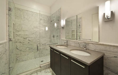 Salle de bain contemporaine - 83 FRANKLIN STREET : Q2SYSTEM AND MAGIKA - Pedini - en céramique