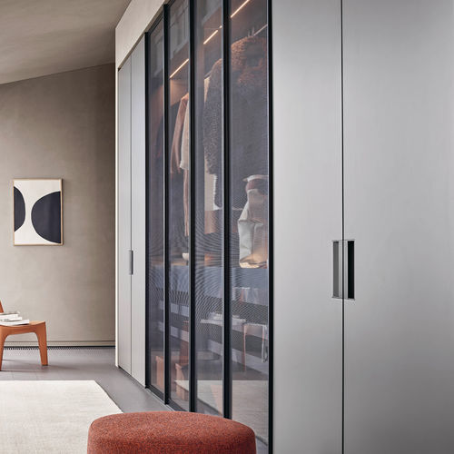 Armoire contemporaine - SENZAFINE  - Poliform - en mélaminé / à portes battantes / à tiroir