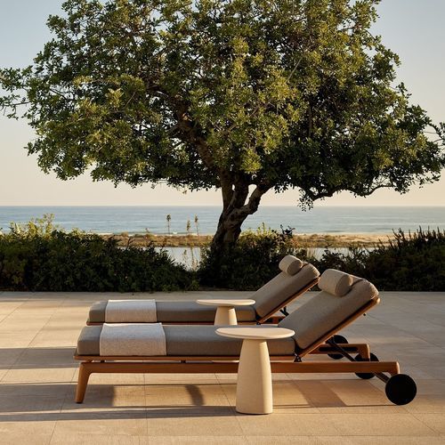 Bain de soleil contemporain - MAGNOLIA - Poliform - en tissu / en iroko / dossier ajustable
